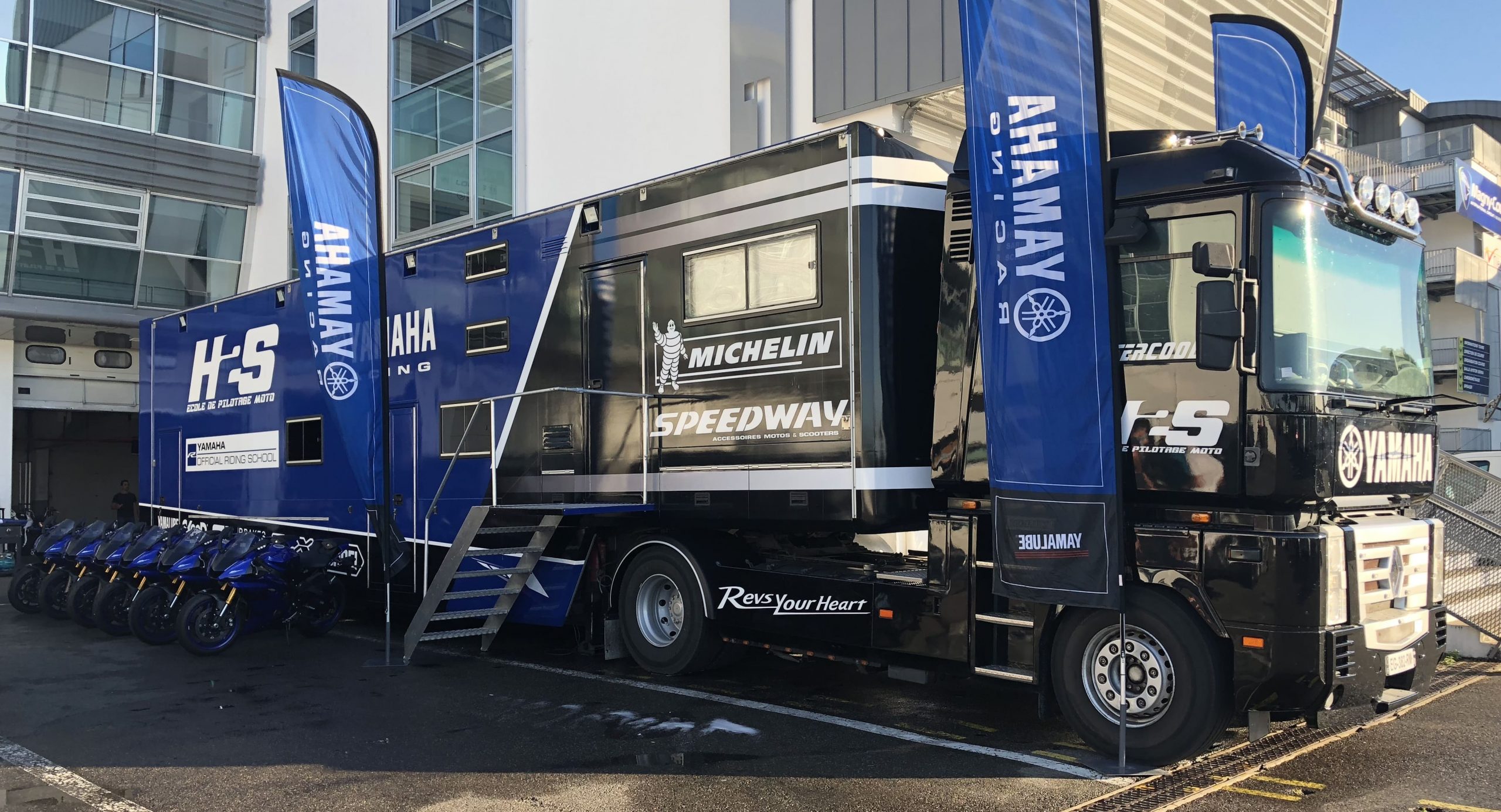 paddock yamaha h2s paddock yamaha h2s